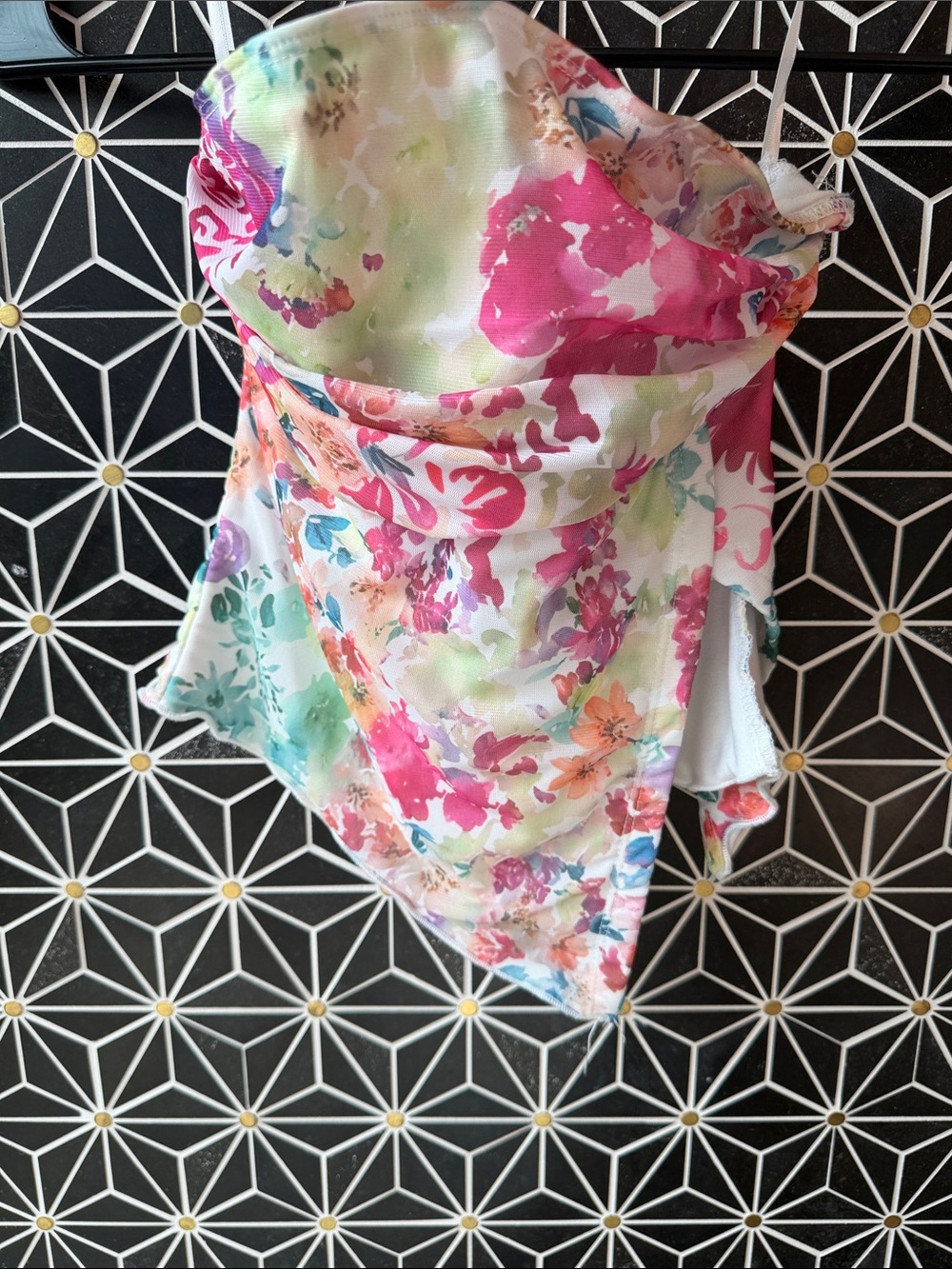 SHEIN Floral Multi-Color Strapless Crop Top